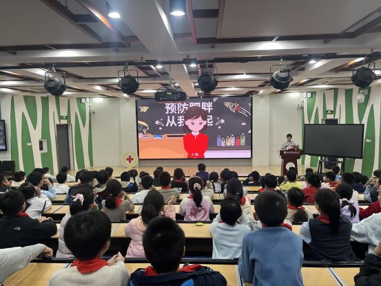 96460e67c7c9a322fca38893761abcc4_720