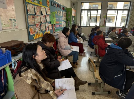 398AA2F4D2859F89E0CCDB7ED4A5C27A